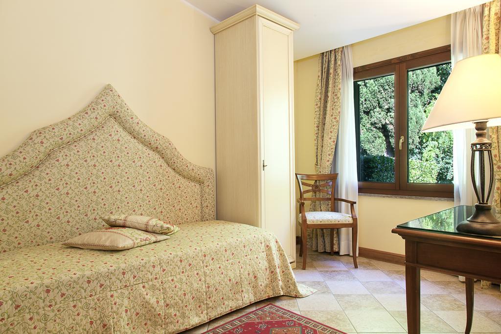 St. Andrew'S Garden Rome Bagian luar foto